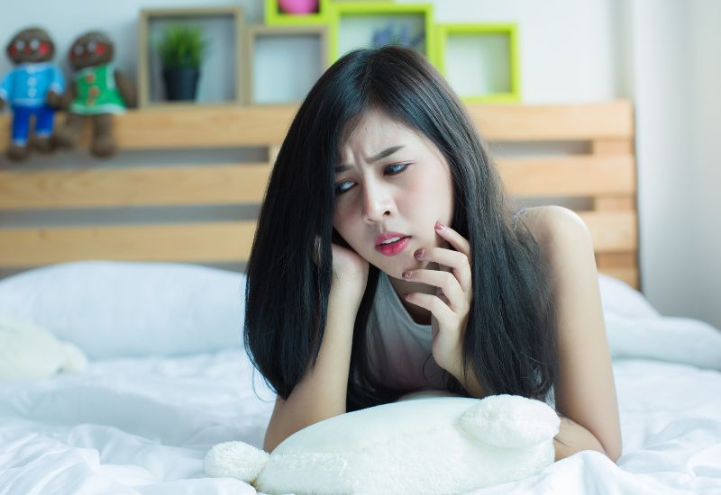 be-san-dich-la-gi-2 Một trong những triệu chứng điển hình của bế sản dịch là sản dịch có mùi hôi