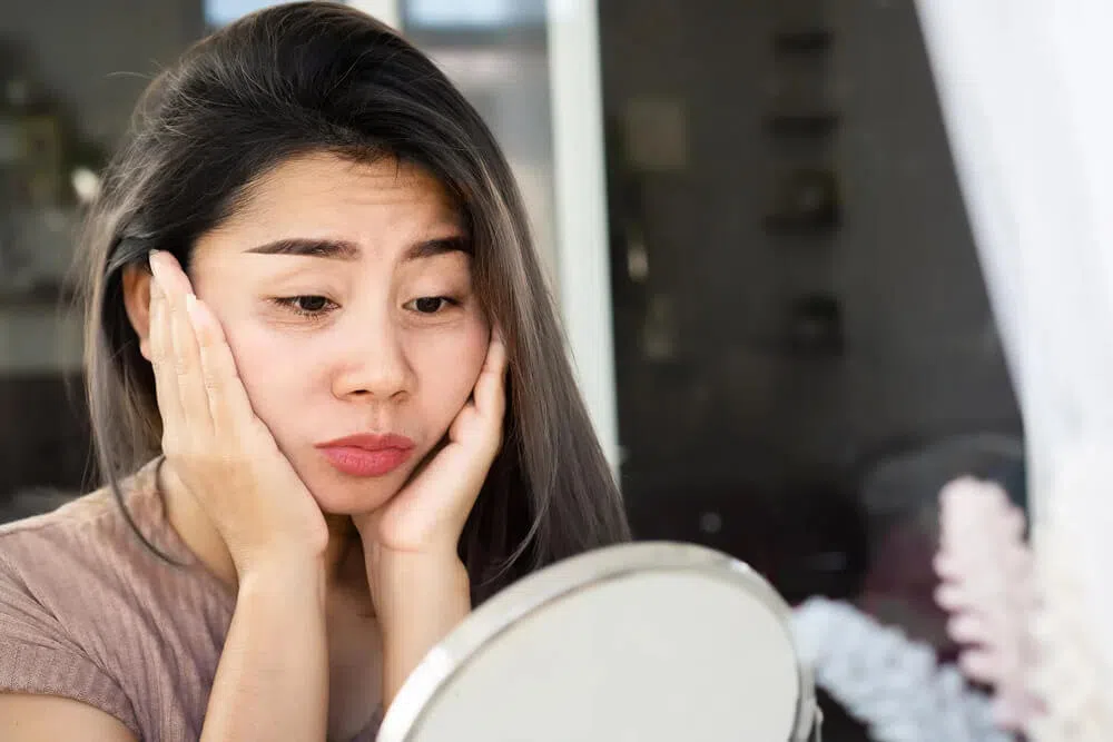 cach-tri-tham-quang-mat-1 Trị thâm quầng mắt