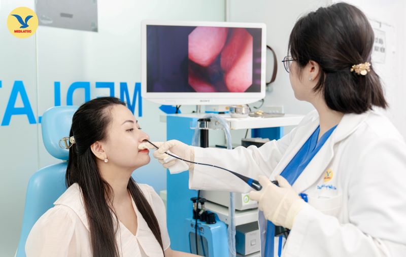 cach-tri-viem-xoang-mui-dan-gian-4 MEDLATEC là địa chỉ uy tín để thăm khám và điều trị bệnh lý Tai Mũi Họng