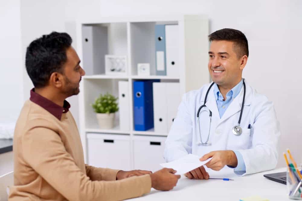 Điều trị tăng sinh lành tính tuyến tiền liệt có ảnh hưởng đời sống vợ chồng?