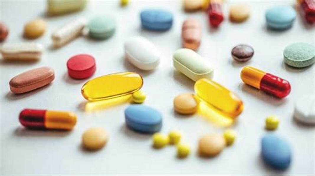 fenofibrate-3 Khi sử dụng thuốc Fenofibrate với các loại thuốc khác nên thông báo cho bác sĩ