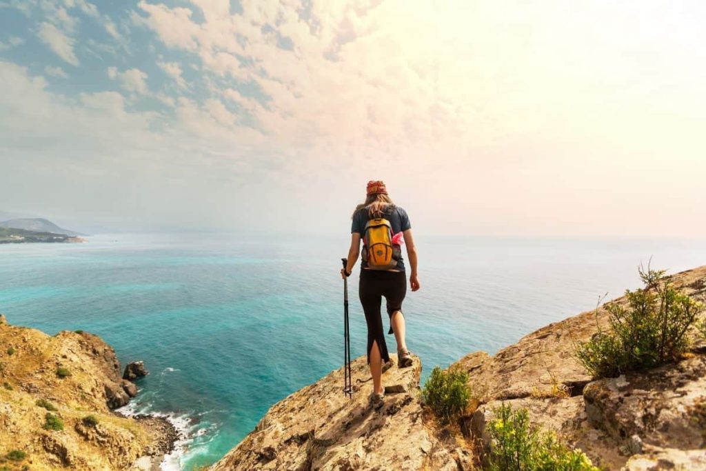 Hiking là gì? Walking, hiking và trekking khác nhau thế nào?