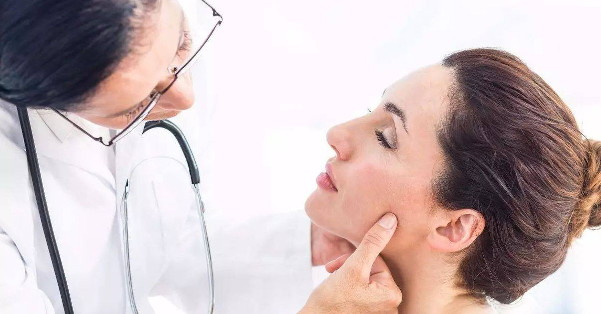 mun-tham-3 Nên thăm khám bác sĩ da liễu để có phương pháp điều trị phù hợp