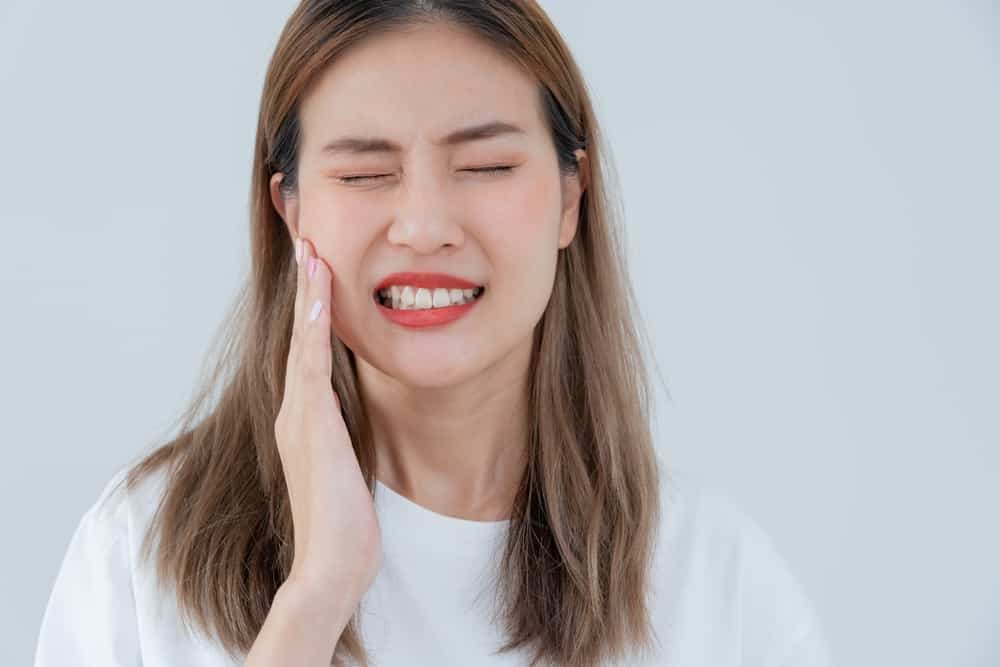 nho-rang-so-7-co-nguy-hiem-khong-1 nhổ răng số 7 có nguy hiểm không