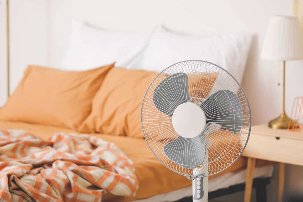 sốt xuất huyết ra mồ hôi nhiều có sao không