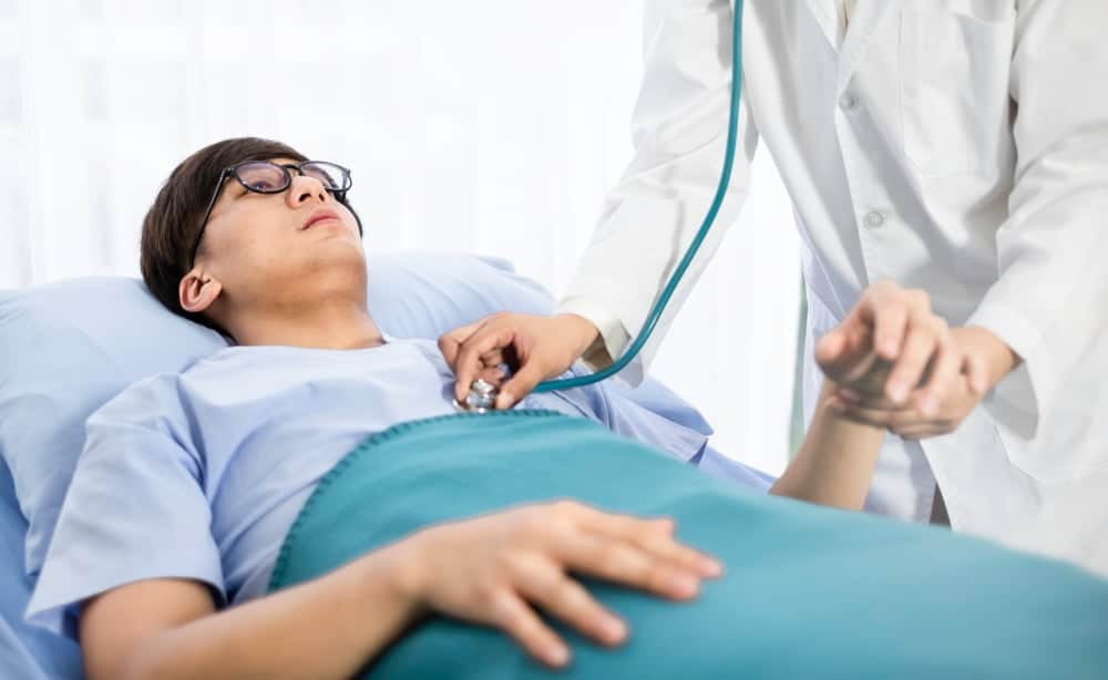 sốt xuất huyết vì sao khỏe rồi lại tử vong