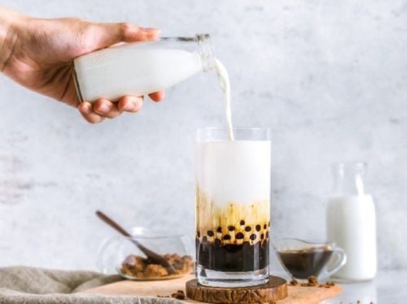 Lượng calo trong một ly trà sữa phụ thuộc vào nhiều yếu tố