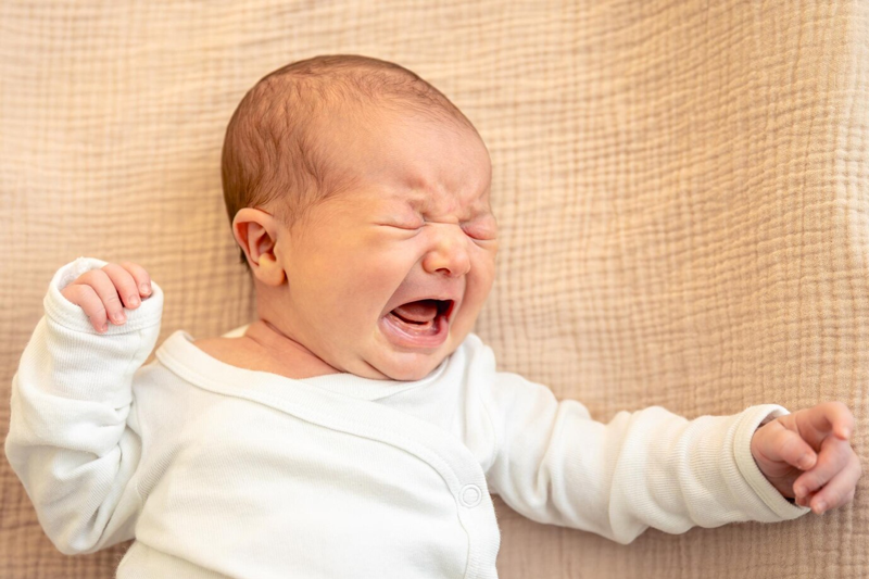 tre-so-sinh-bi-kho-khe-2 Có nhiều nguyên nhân làm trẻ sơ sinh thở khò khè