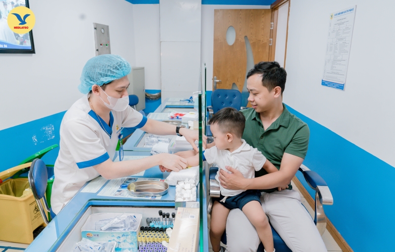 Xét nghiệm vi chất đóng vai trò quan trọng trong việc bổ sung đúng và đủ vi chất cho trẻ